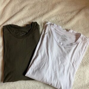 *Bundle of 2 XL Classic Men's Short Sleeve Tees - White and Green